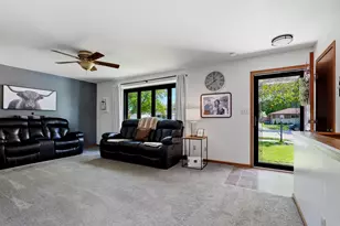 2440 N 25th St, Sheboygan, WI 53083 - Photo 11