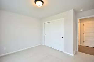 1037 Elderberry Rd, Oconomowoc, WI 53066 - Photo 3