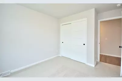 1037  Elderberry Rd, Oconomowoc, WI 53066 - Photo 7