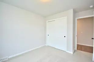 1037 Elderberry Rd, Oconomowoc, WI 53066 - Photo 7