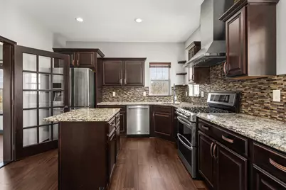 N88W18648  Duke Ct, Menomonee Falls, WI 53051 - Photo 17