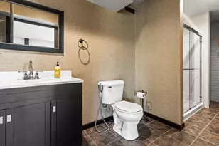 N88W18648 Duke Ct, Menomonee Falls, WI 53051 - Photo 49