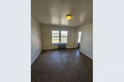 614  6th St, Racine, WI 53403 - Photo 3