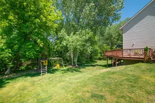 412 E Red Pine Cir, Dousman, WI 53118 - Photo 39