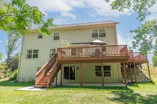 412 E Red Pine Cir, Dousman, WI 53118 - Photo 43