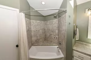 4100 W Fieldview Ct, Franklin, WI 53132 - Photo 33