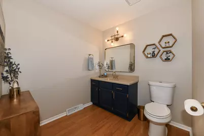 4100 W Fieldview Ct, Franklin, WI 53132 - Photo 27