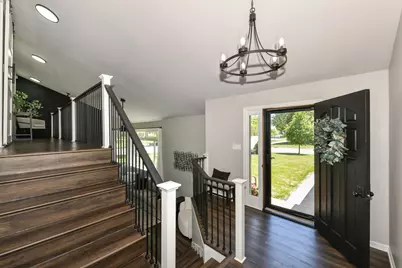 4100 W Fieldview Ct, Franklin, WI 53132 - Photo 3