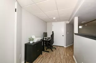 4100 W Fieldview Ct, Franklin, WI 53132 - Photo 15