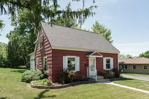 1315 Sunset Ave, Watertown, WI 53094 - Photo 3