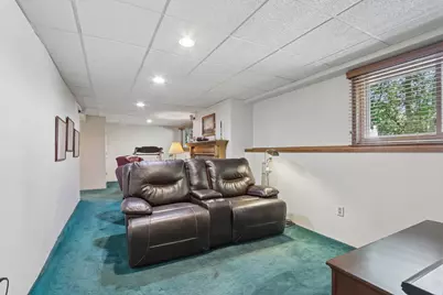 5728  Regency Hills Dr, Racine, WI 53406 - Photo 27