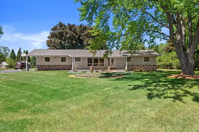 W226N8041  Longview Dr, Lisbon, WI 53089 - Photo 1
