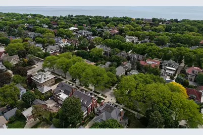 3053 N Summit Ave, Milwaukee, WI 53211 - Photo 71