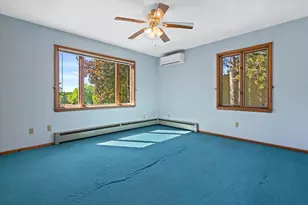 N89W17089 Highland Ct, Menomonee Falls, WI 53051 - Photo 17