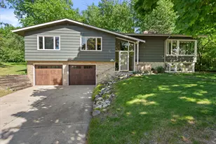 N89W17089 Highland Ct, Menomonee Falls, WI 53051 - Photo 39
