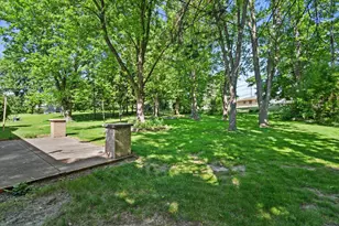 N89W17089 Highland Ct, Menomonee Falls, WI 53051 - Photo 33