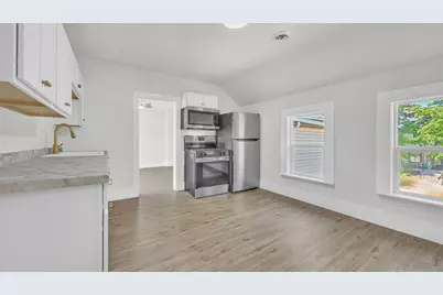 933  St Clair Ave, Sheboygan, WI 53081 - Photo 19