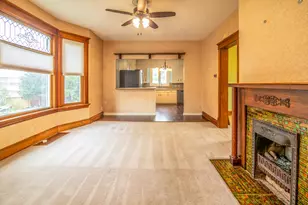 209 S Washington St, Watertown, WI 53094 - Photo 9