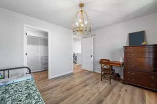 7519 S 50th Ct, Franklin, WI 53132 - Photo 25