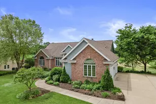 219 Muirfield Ct, North Prairie, WI 53153 - Photo 39