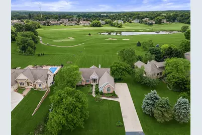 219  Muirfield Ct, North Prairie, WI 53153 - Photo 3