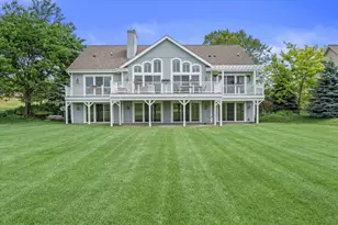 219 Muirfield Ct, North Prairie, WI 53153 - Photo 33