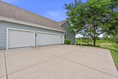 219  Muirfield Ct, North Prairie, WI 53153 - Photo 41