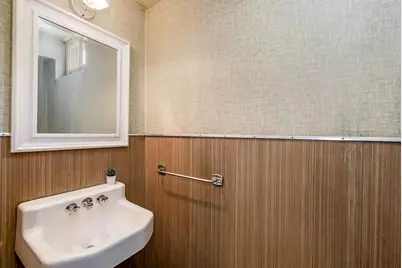 2328 S 59th St, West Allis, WI 53219 - Photo 19