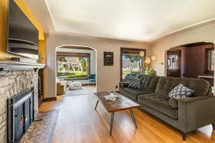 2328 S 59th St, West Allis, WI 53219 - Photo 3