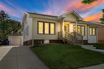 704  Monroe Ave, Racine, WI 53405 - Photo 27
