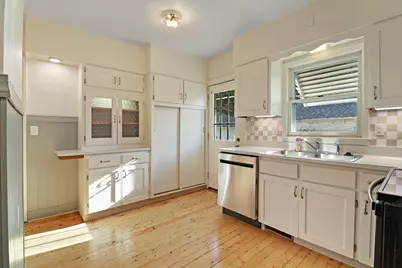 704  Monroe Ave, Racine, WI 53405 - Photo 9