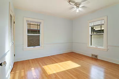 704  Monroe Ave, Racine, WI 53405 - Photo 15