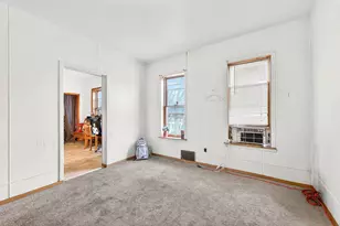 630 E Locust St, Milwaukee, WI 53212 - Photo 21