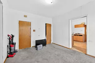 630 E Locust St, Milwaukee, WI 53212 - Photo 19