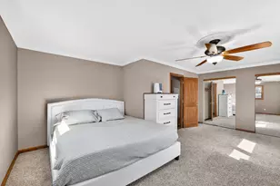 1819 W Mallory Ave, Milwaukee, WI 53221 - Photo 19