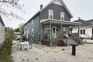 2010 Lincoln St, Two Rivers, WI 54241 - Photo 3