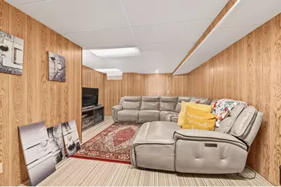 N97W17905  Mulberry Ct #D-34, Germantown, WI 53022 - Photo 19