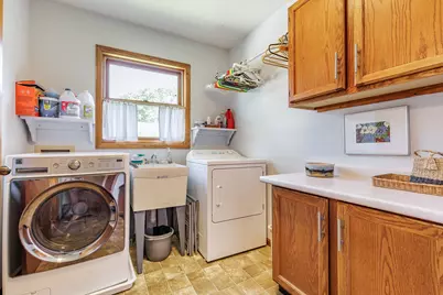 3625  Bentwood Pl, La Crosse, WI 54601 - Photo 9