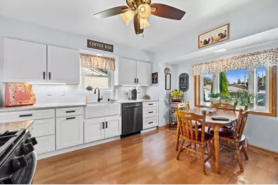 3321 W Oklahoma Ave, Milwaukee, WI 53215 - Photo 15