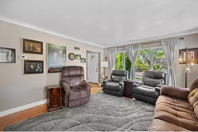 3321 W Oklahoma Ave, Milwaukee, WI 53215 - Photo 13
