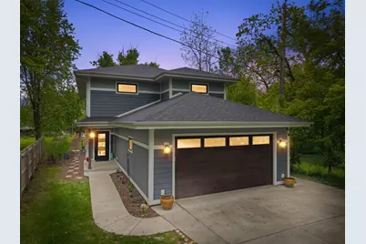 34215  Venice Park Rd, Delafield, WI 53018 - Photo 3
