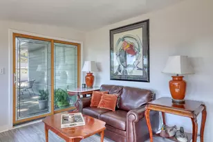 2818 Peninsula Ave, Delafield, WI 53018 - Photo 17