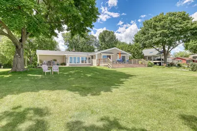 2818  Peninsula Ave, Delafield, WI 53018 - Photo 5