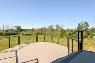 W176N7392 Amethyst Dr, Menomonee Falls, WI 53051 - Photo 47