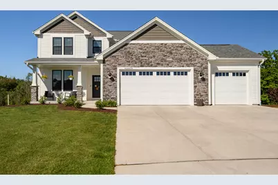 W176N7392  Amethyst Dr, Menomonee Falls, WI 53051 - Photo 1