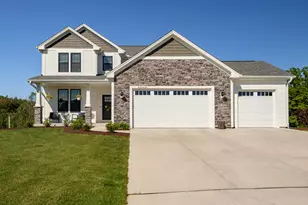 W176N7392 Amethyst Dr, Menomonee Falls, WI 53051 - Photo 1