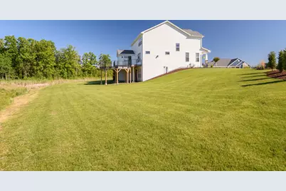 W176N7392  Amethyst Dr, Menomonee Falls, WI 53051 - Photo 43