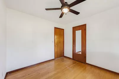 21990  Holly Crest Dr, Brookfield, WI 53045 - Photo 19
