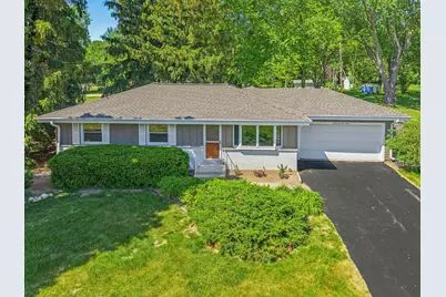 21990  Holly Crest Dr, Brookfield, WI 53045 - Photo 29
