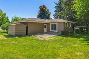 21990 Holly Crest Dr, Brookfield, WI 53045 - Photo 27